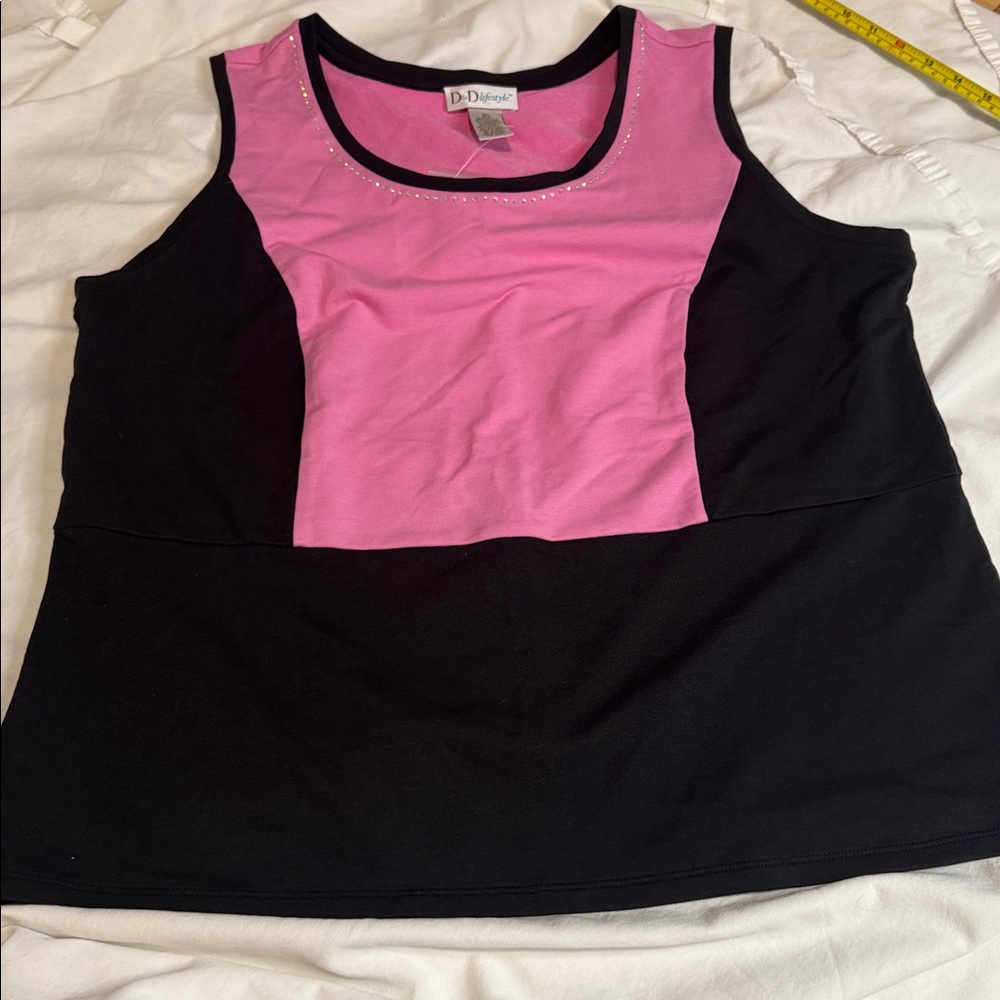 D&D lifestyle Pink and Black Sleeveless Top XL